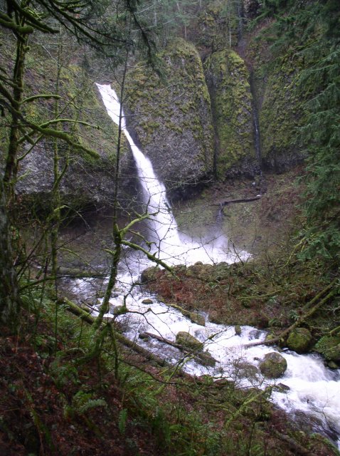 12.27.05 Triple Falls 011 